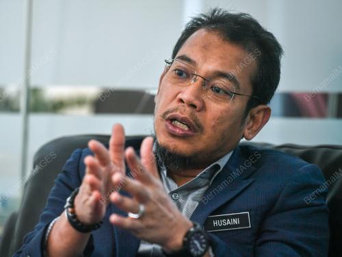 DATUK AHMAD HUSAINI ABDUL RAHMAN