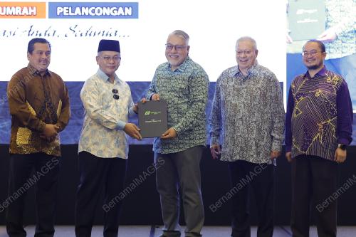 DATUK DR MOHD NA'IM MOKHTAR
