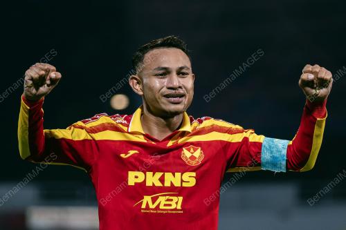 SEPARUH AKHIR KEDUA PIALA FA