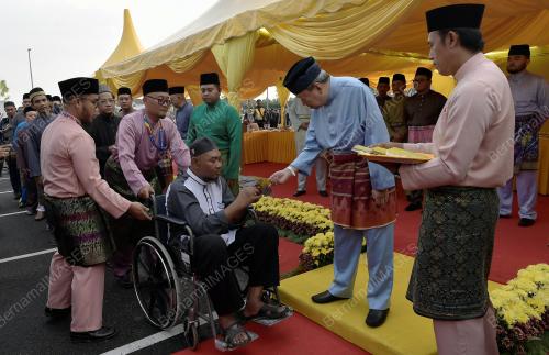 SULTAN SELANGOR SULTAN SHARAFUDDIN IDRIS SHAH