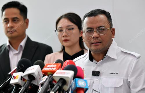 DATUK SERI AMIRUDIN SHARI