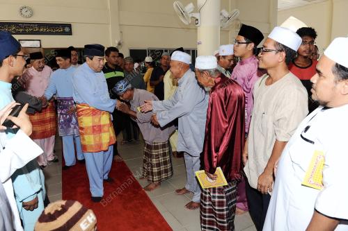 SG19_05122014_SULTAN_RASMI