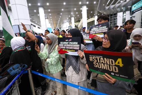 KETIBAAN SUKARELAWAN GLOBAL SUMUD FLOTILLA