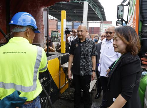 DATUK ARMIZAN MOHD ALI