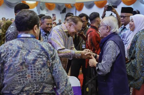 DATUK SERI ANWAR IBRAHIM
