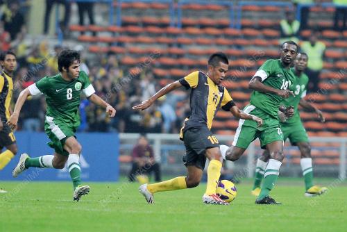 SG19_17032013_BOLA