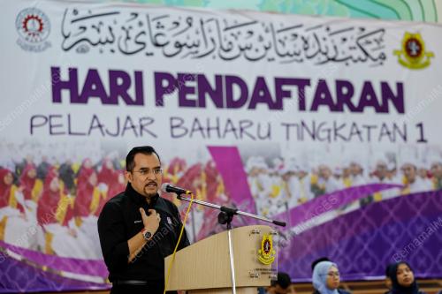 DATUK DR ASHRAF WAJDI DUSUKI