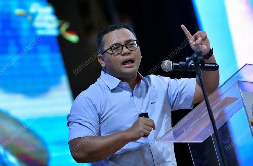 DATUK SERI AMIRUDIN SHARI
