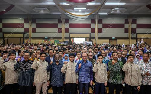 DATUK SERI ANWAR IBRAHIM