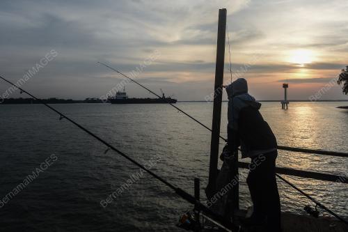 AKTIVITI MEMANCING