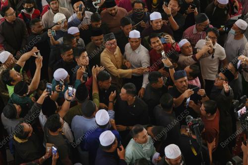 DATUK SERI ANWAR IBRAHIM
