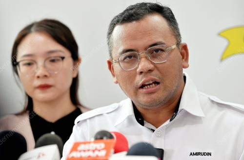 DATUK SERI AMIRUDIN SHARI