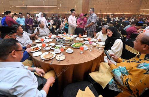 DATUK IR DR AHMAD SABIRIN ARSHAD