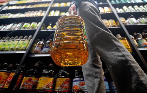 TINJAUAN ORANG RAMAI BELI MINYAK MASAK