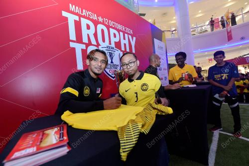 JELAJAH PIALA AFF
