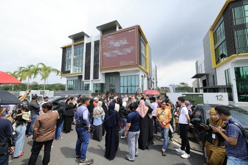 SIASATAN POLIS
