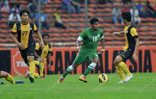 SG20_17032013_BOLA