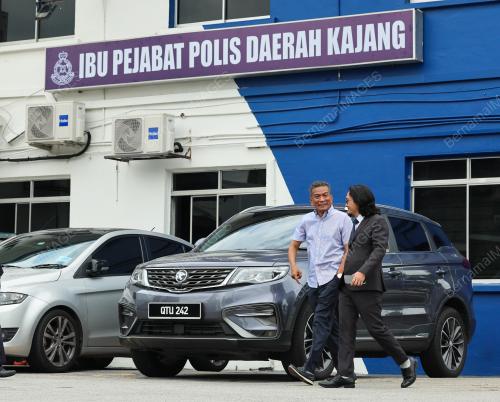 DATUK MOHAMMAD AGUS YUSOFF BERI KETERANGAN DI IPD KAJANG