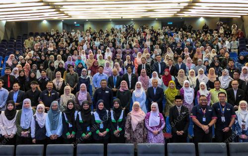 DATUK SERI DR NORAINI AHMAD