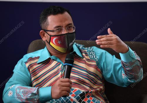 DATUK SERI AMIRUDIN SHARI