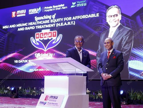 DATUK SERI DR DZULKEFLY AHMAD