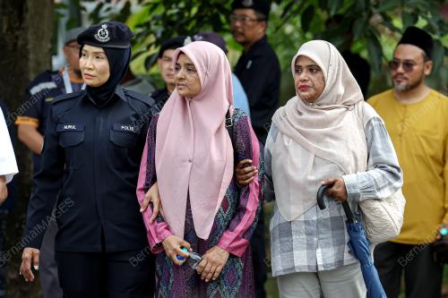 PENGGALIAN SEMULA KUBUR PALAPES SYAMSUL HARIS