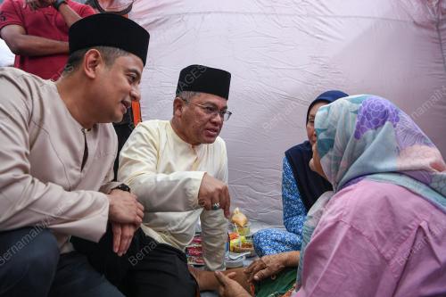 DATUK DR MOHD NA'IM MOKHTAR