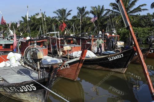 NELAYAN KAMPUNG KELANANG