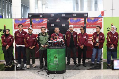 DATUK SERI AMIRUDIN SHARI