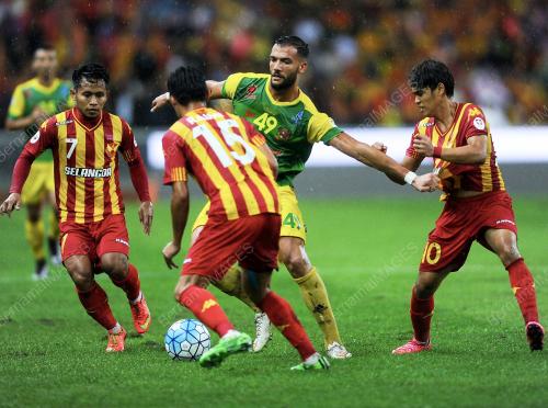 SG21_12122015_BOLA