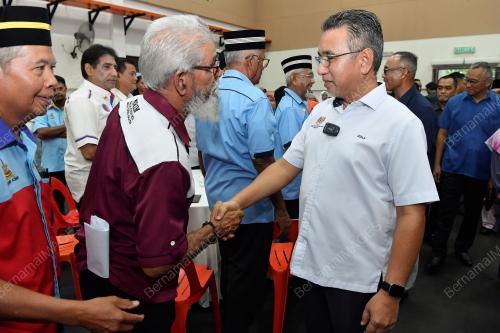 ADLY ZAHARI