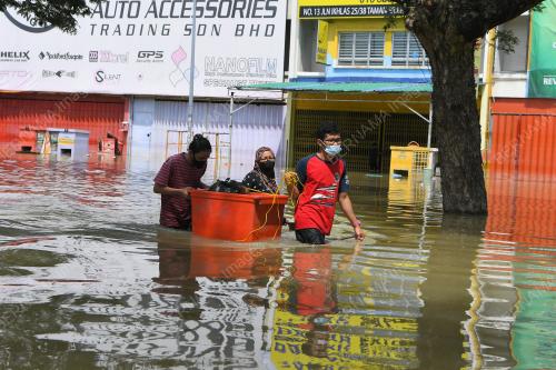 TINJAUAN MISI PENYELAMAT MANGSA BANJIR 
