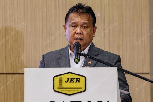 DATUK SERI ALEXANDER NANTA LINGGI