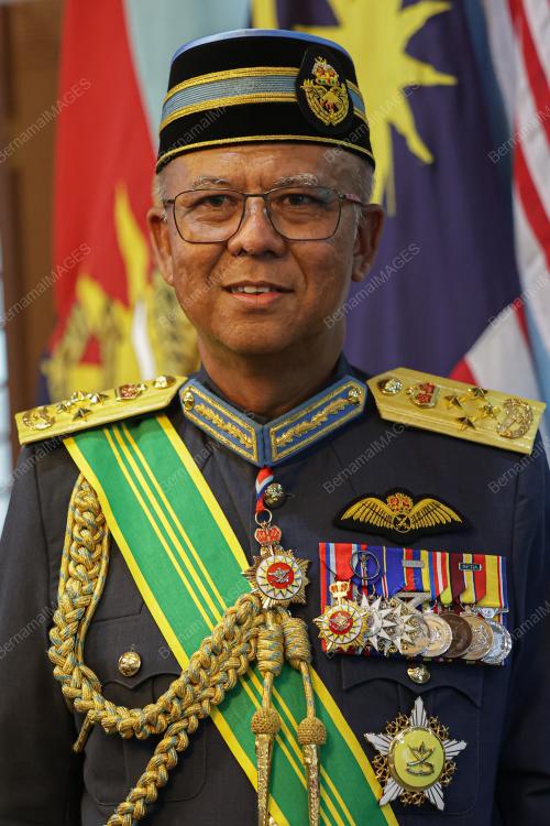 DATUK SERI MUHAMAD NORAZLAN ARIS