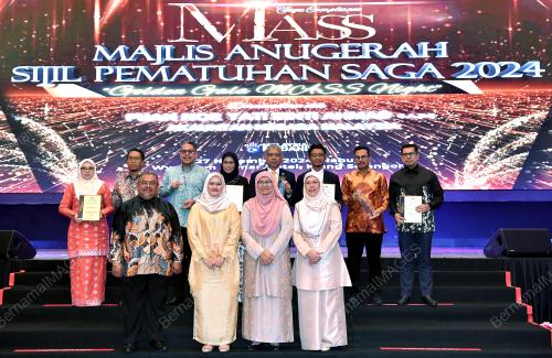 NOR YATI AHMAD