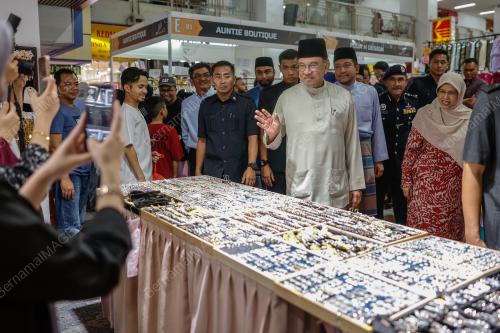 DATUK SERI ANWAR IBRAHIM