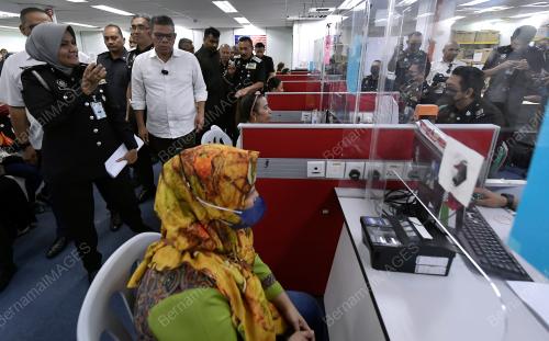 DATUK SERI SAIFUDDIN NASUTION ISMAIL