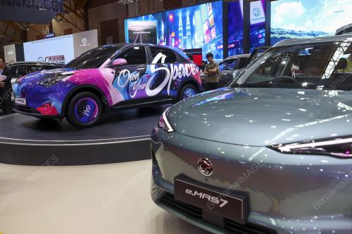 PROTON E.MAS 5