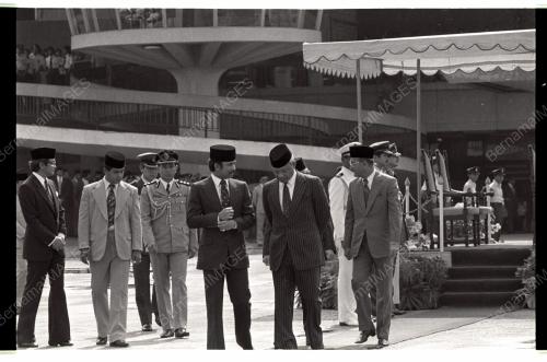 SULTAN BRUNEI BERANGKAT PULANG
