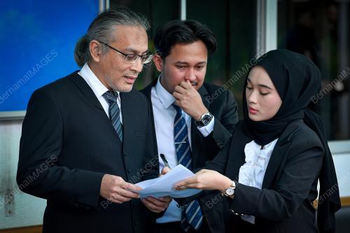 PERMOHONAN REMAN PENGANJUR EHATI