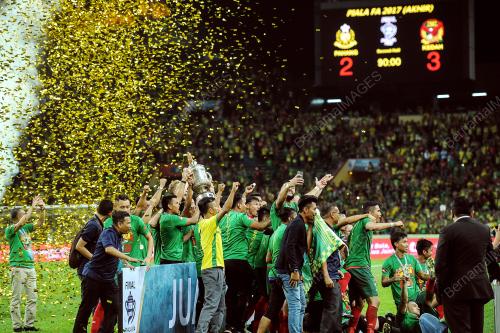 SG22_20052017_BOLA