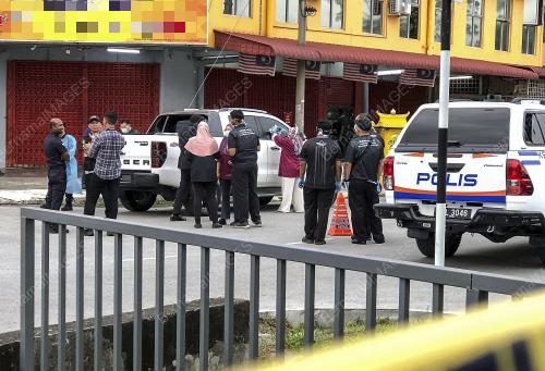 SEORANG LELAKI TEMPATAN DITEMUI MATI DI TAMAN MERU UTAMA,KLANG
