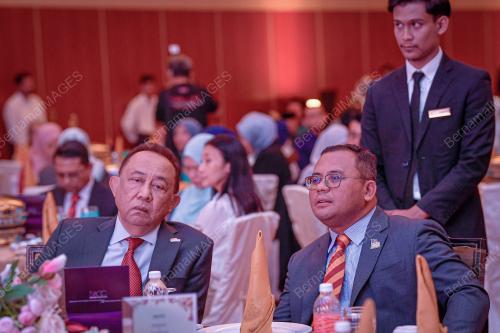 MAJLISS ANUGERAH PERKHIDMATAN CEMERLANG 2025 PKNS