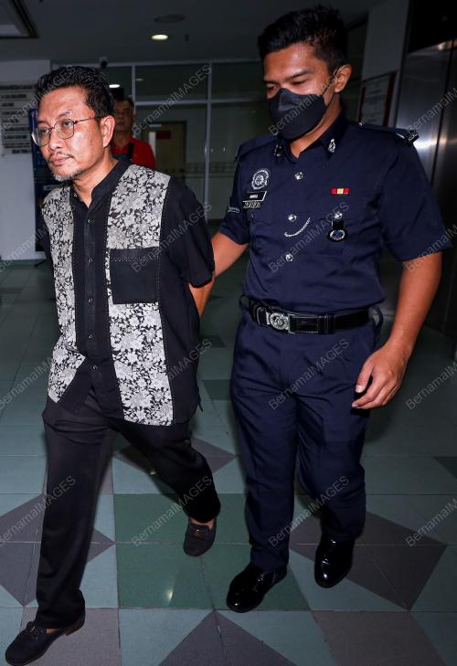 DATUK MOHAMAD FEARDAUS KHAIRUDDIN