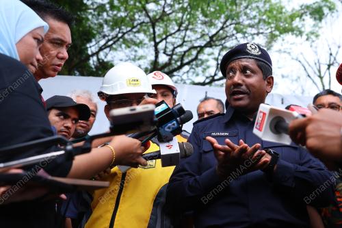 DATUK HUSSEIN OMAR KHAN