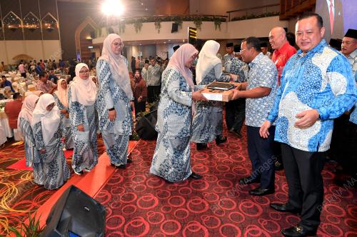 DATUK SERI AMIRUDIN SHARI