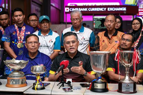 DATUK AWALAN ABDUL AZIZ