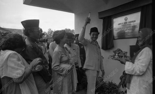 SG23_14012015_PM_KOMPLEKS_UMNO