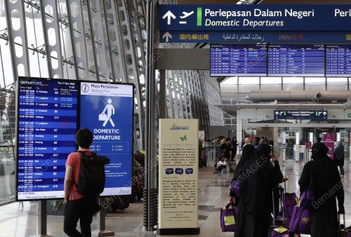 PERGERAKAN ALIRAN PENUMPANG D HAB PENGANGKUTAN UTAMA