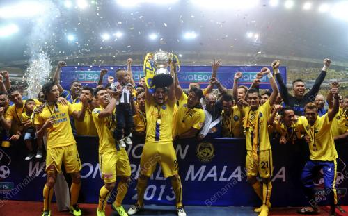 SG24_03112013_BOLA_SEPAK
